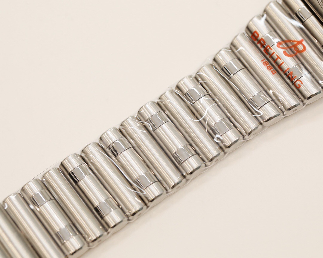 Breitling Rouleaux Bracelet Watch (2)