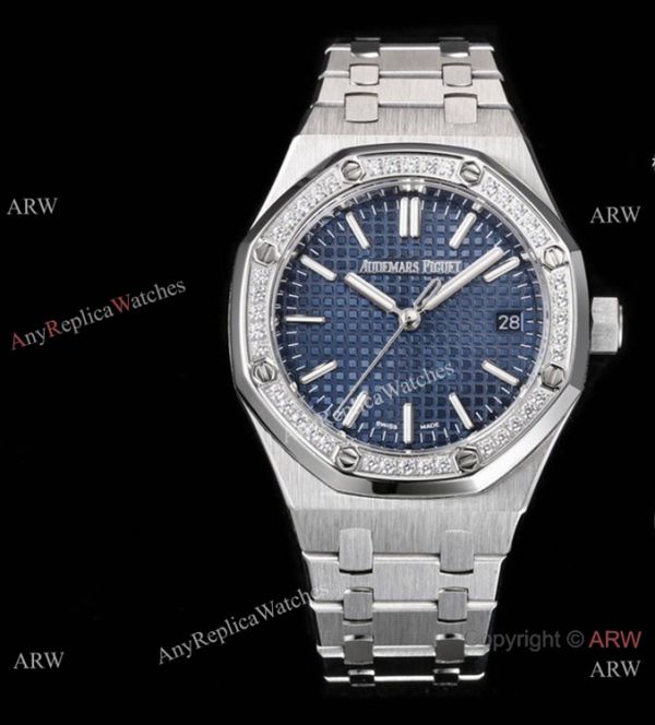 Swiss Luxury Audemars Piguet Royal Oak Women watch Glacier Blue Dial Diamond Bezel (3)