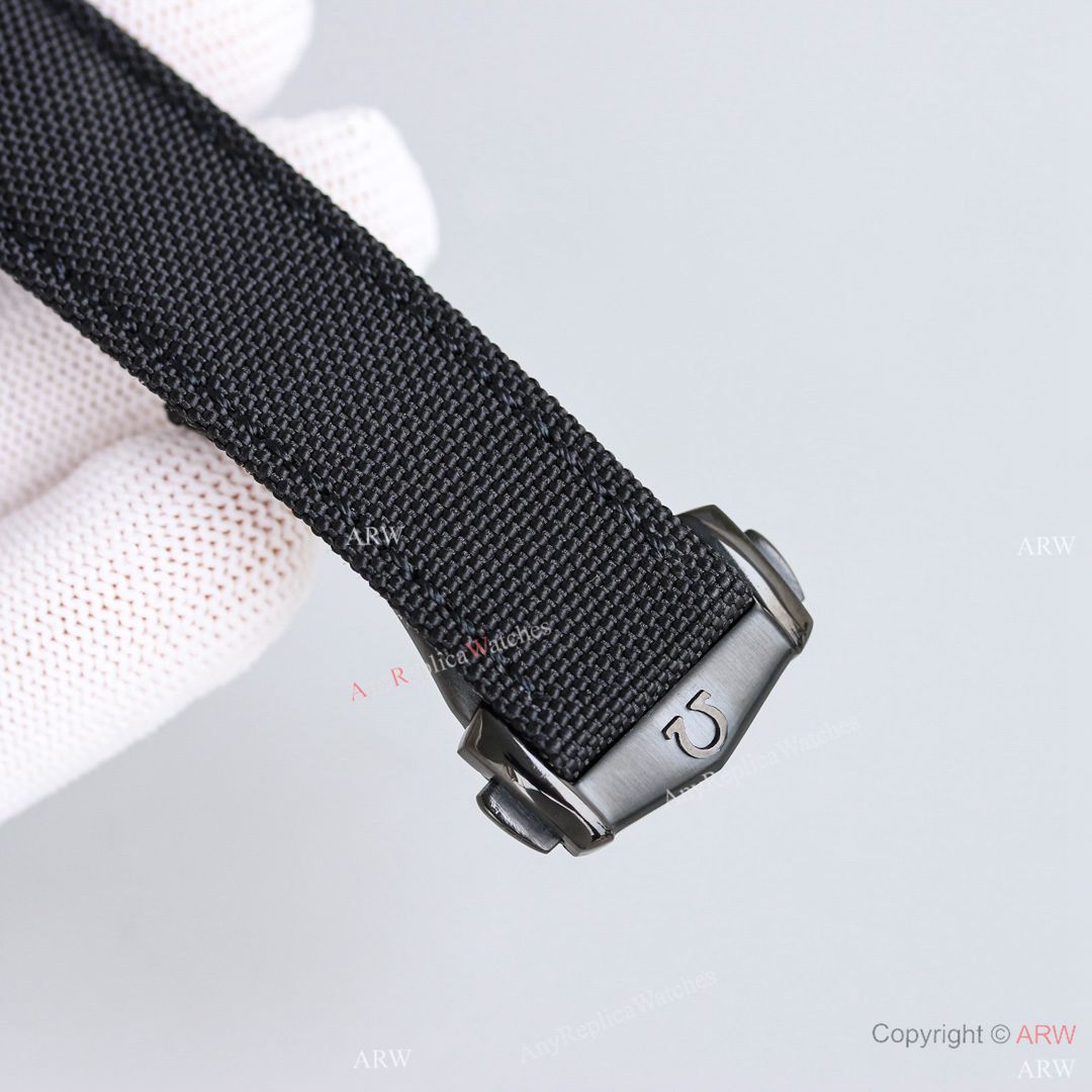 Omega Speedmaster Dark Side Of The Moon Watches 9300 Movement (13)