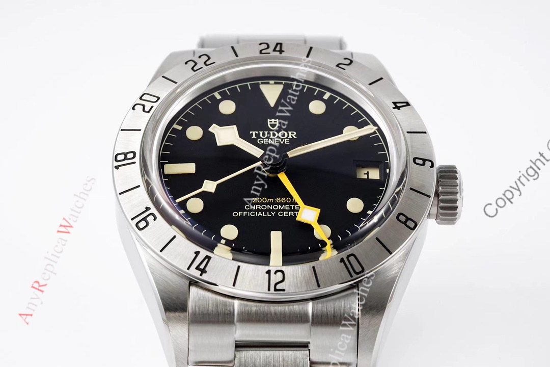 ZF Super Clone Tudor Black Bay Pro GMT Watch (2)
