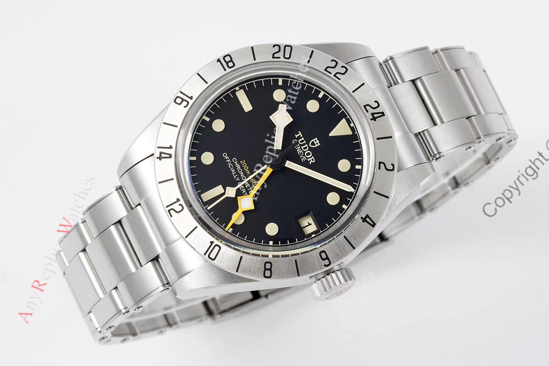 ZF Super Clone Tudor Black Bay Pro GMT Watch (6)