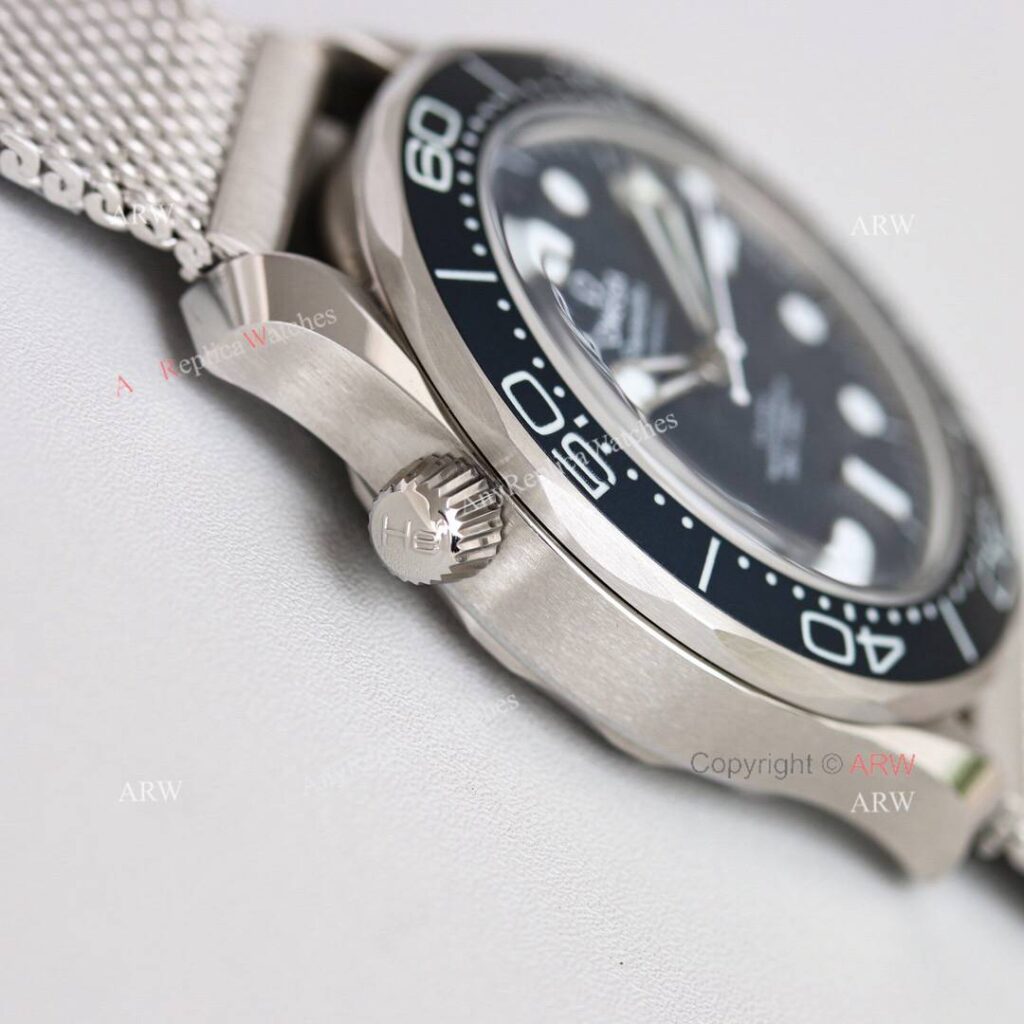 AG factory Omega Seamaster Diver 300M James Bond 60th 8806 watch (6)